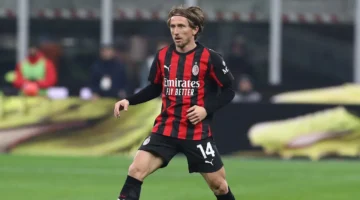 مودريتش يدعم ميلان لضم زميله من ريال مدريد.. الهلال يطارد محمد صلاح